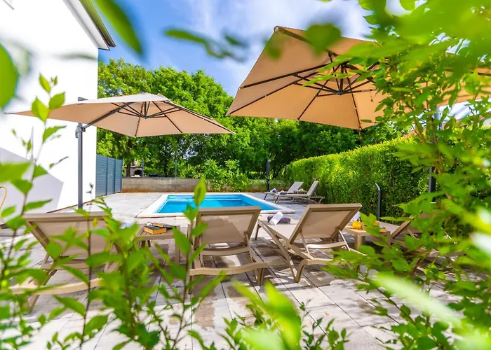 Mara By El-pi Tours Apartmán Malinska