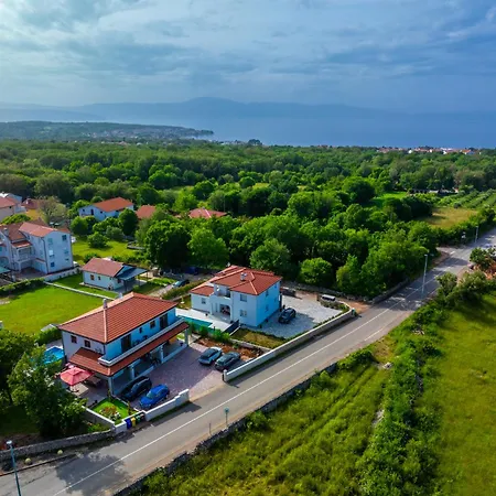 Apartament Mara By El-pi Tours Malinska